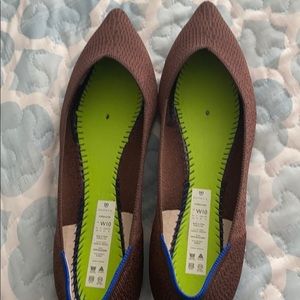 Rothy’s Truffle Python points 10.